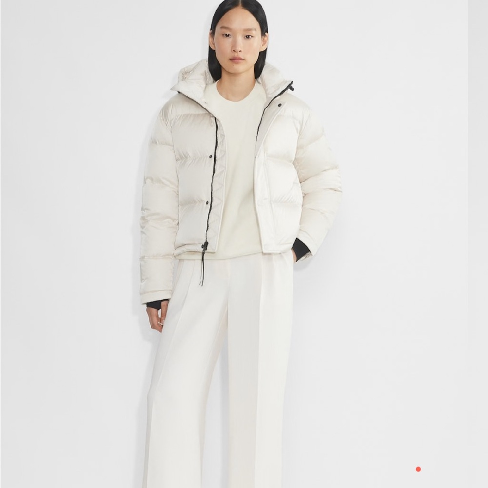 Women's Super Puff Shorty White Jacket